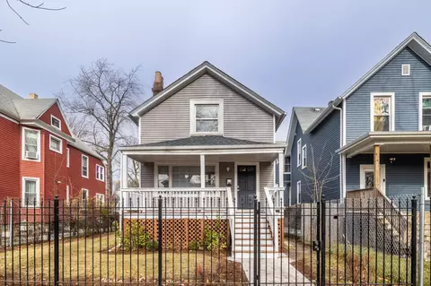 5338 W Ferdinand St, Chicago, IL 60644