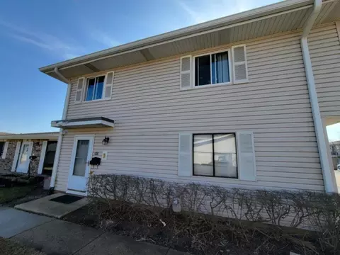 203 Shattuck Ct #0, Schaumburg, IL 60194
