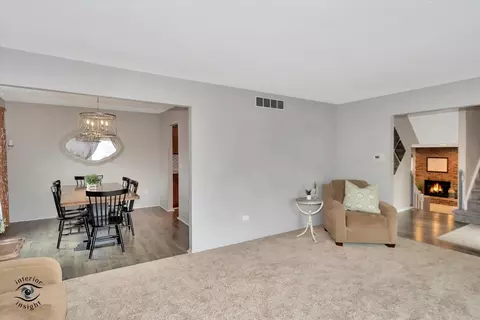Living - 1832 Albright Ct, Wheaton, IL 60189 photo 1 of 6