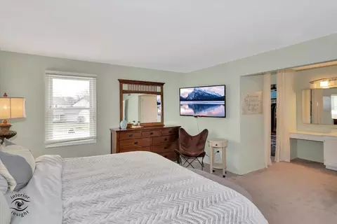 Bedroom - 1832 Albright Ct, Wheaton, IL 60189 photo 4 of 6