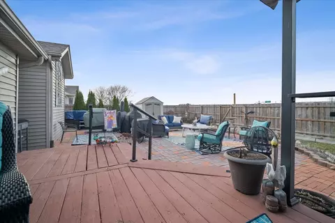 Exterior - 1916 Saltonstall Dr, Normal, IL 61761 photo 6 of 21