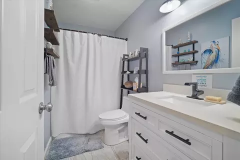 Bath - 1916 Saltonstall Dr, Normal, IL 61761 photo 2 of 3