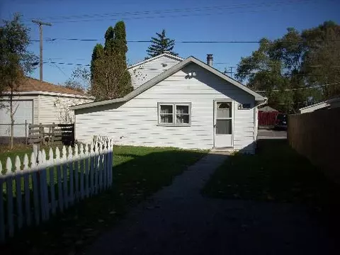 405 Washington Park Ave, Waukegan, IL 60085