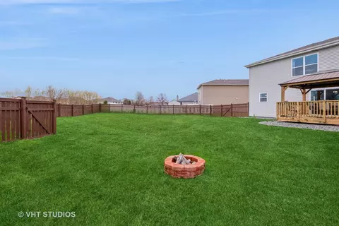 Exterior - 441 Tramore Ave, Beecher, IL 60401 photo 3 of 4
