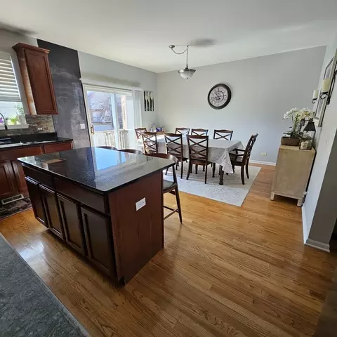Kitchen - 118 Enclave Dr, Mount Prospect, IL 60056 photo 1 of 1