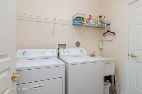 Other - 2807 Beacon Point Cir, Elgin, IL 60124 photo 3 of 6