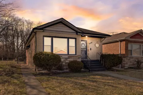 8636 S Damen Ave, Chicago, IL 60620