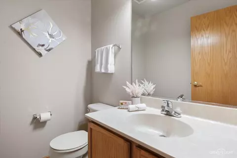 Bath - 3135 Reflection Dr, Naperville, IL 60564 photo 1 of 3