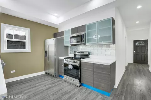 Kitchen - 739 E 91st Pl, Chicago, IL 60619 photo 1 of 2