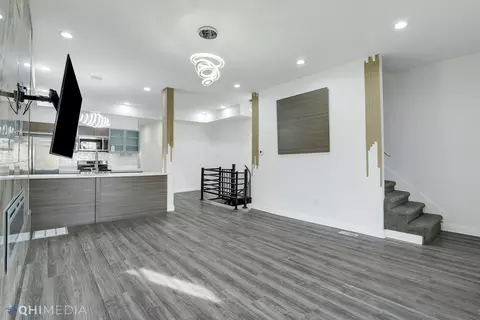 Living - 739 E 91st Pl, Chicago, IL 60619 photo 1 of 2