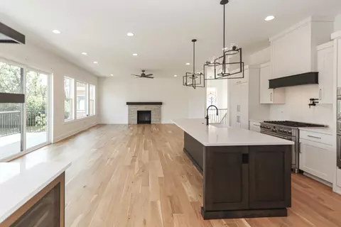 Kitchen - 26305 Cameron Ct, Plainfield, IL 60585 photo 2 of 4