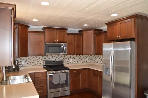 Kitchen - 2417 Anchor Dr, Bloomington, IL 61704 photo 1 of 3