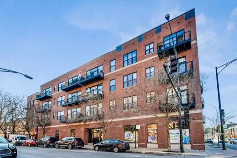 2 S Leavitt St #204, Chicago, IL 60612