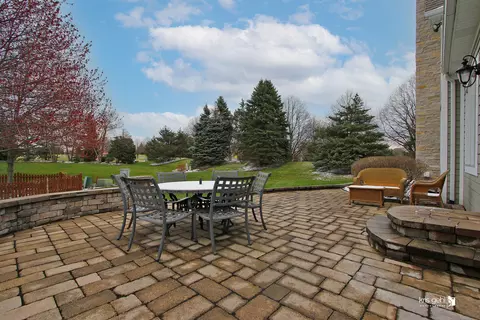 Exterior - 2581 Sutton Ln, Aurora, IL 60502 photo 1 of 5
