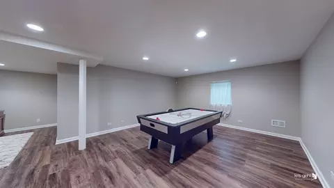 Living - 2581 Sutton Ln, Aurora, IL 60502 photo 3 of 5