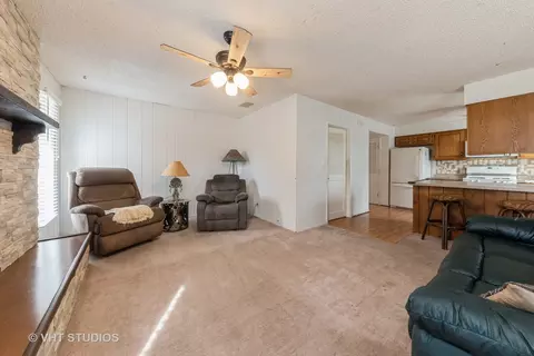Bedroom - 908 Melrose Ct, Mchenry, IL 60050 photo 1 of 4