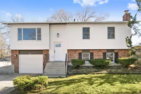 5211 Roberta Ln, Richton Park, IL 60471