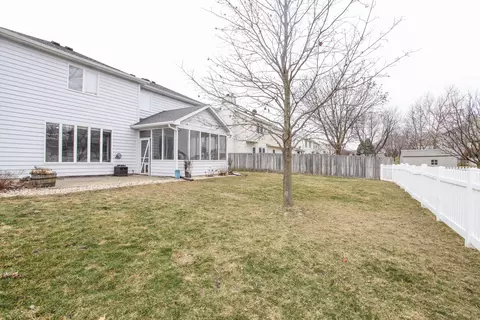 Exterior - 3012 Providence Dr, Bloomington, IL 61704 photo 7 of 9