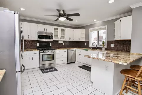 Kitchen - 3012 Providence Dr, Bloomington, IL 61704 photo 1 of 3