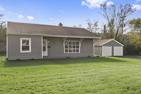 3117 Lexington Dr, Hazel Crest, IL 60429