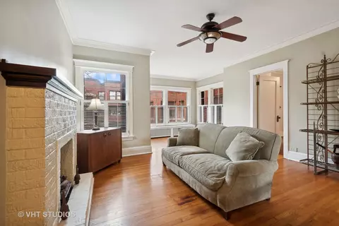 1119 Maple Ave #2E, Evanston, IL 60202 photo 3
