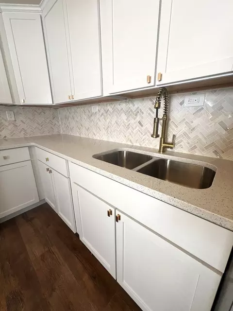 16554 Hermitage Ave, Markham, IL 60428 photo 9