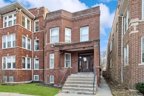 3017 W Eastwood Ave, Chicago, IL 60625