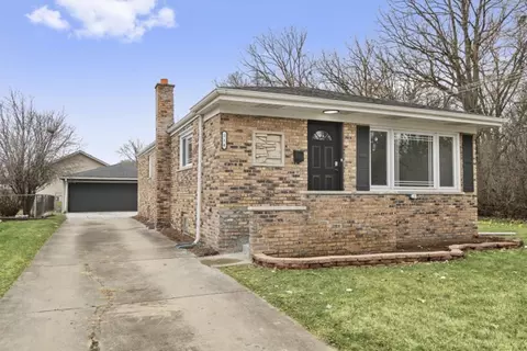 214 W 27th Pl, South Chicago Heights, IL 60411