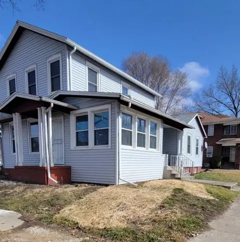 Exterior - 496 S Dearborn Ave, Kankakee, IL 60901 photo 5 of 6