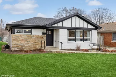 4371 Hampton Ave, Western Springs, IL 60558