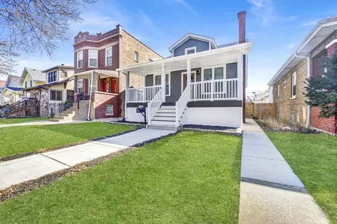 5649 W Leland Ave, Chicago, IL 60630