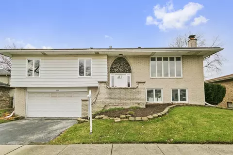 320 S Dorchester Ave, Glenwood, IL 60425