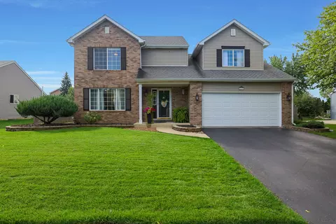 1435 Hawk Dr, Bolingbrook, IL 60490
