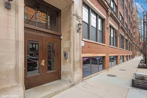 913 W Van Buren St #5C, Chicago, IL 60607