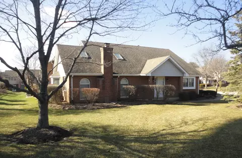 2833 Water Tower Ln, Darien, IL 60561