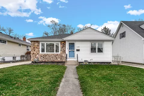 129 N 2nd Ave, Villa Park, IL 60181