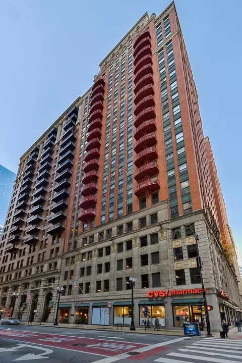208 W Washington St #2106, Chicago, IL 60606