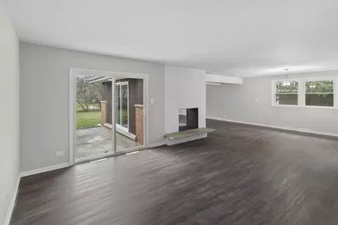 Living - 687 Brookwood Dr, Olympia Fields, IL 60461 photo 1 of 1