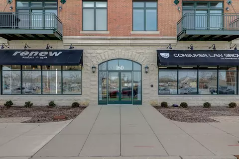160 S River St #310, Aurora, IL 60506