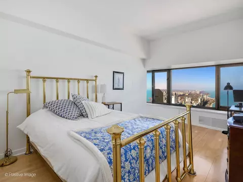 Bedroom - 175 E Delaware Pl #5507, Chicago, IL 60611 photo 1 of 2
