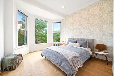 Bedroom - 714 W Webster Ave #3E, Chicago, IL 60614 photo 1 of 2