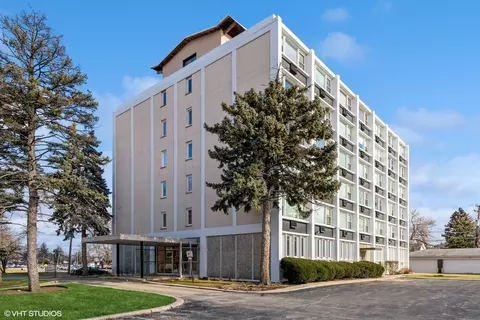 5975 N Odell Ave #2J, Chicago, IL 60631
