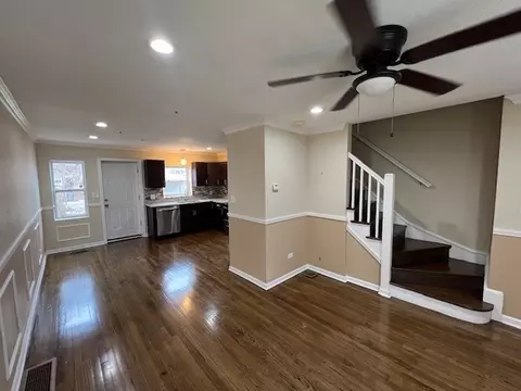 732 E 105th Pl, Chicago, IL 60628 photo 4