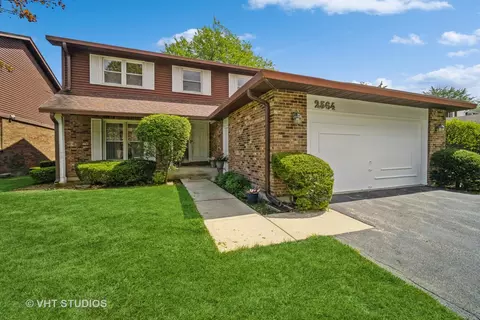 2564 Brian Dr, Northbrook, IL 60062