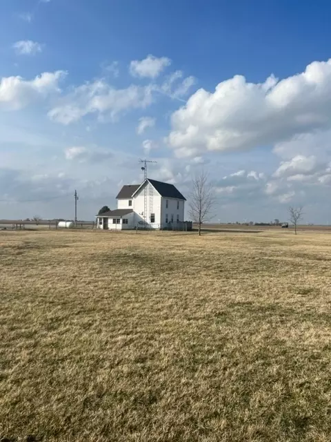 Exterior - 1695 E State Route 116 Rd, Kempton, IL 60946 photo 11 of 11