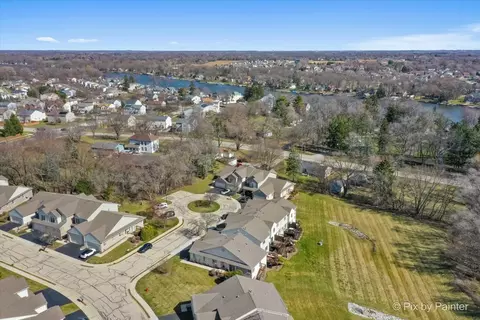 View/Area - 3121 River Birch Ct, Mchenry, IL 60051 photo 9 of 11