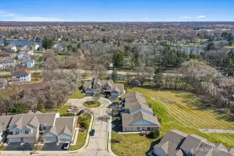 View/Area - 3121 River Birch Ct, Mchenry, IL 60051 photo 8 of 11
