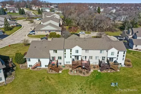 View/Area - 3121 River Birch Ct, Mchenry, IL 60051 photo 5 of 11