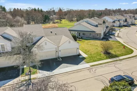 Exterior - 3121 River Birch Ct, Mchenry, IL 60051 photo 13 of 14
