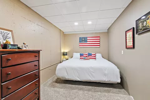 Bedroom - 7114 Burning Tree Dr, Mchenry, IL 60050 photo 5 of 5